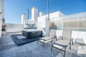 New Luxury Penthouse beachfront in the Algarve